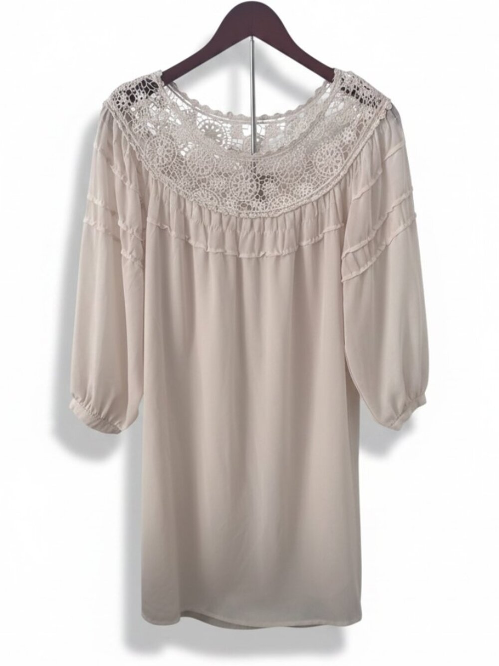 Forever 21 Contemporary Lace‑Yoke Blouse – Size S